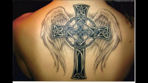 Кельтский крест тату для девушек фото - 7